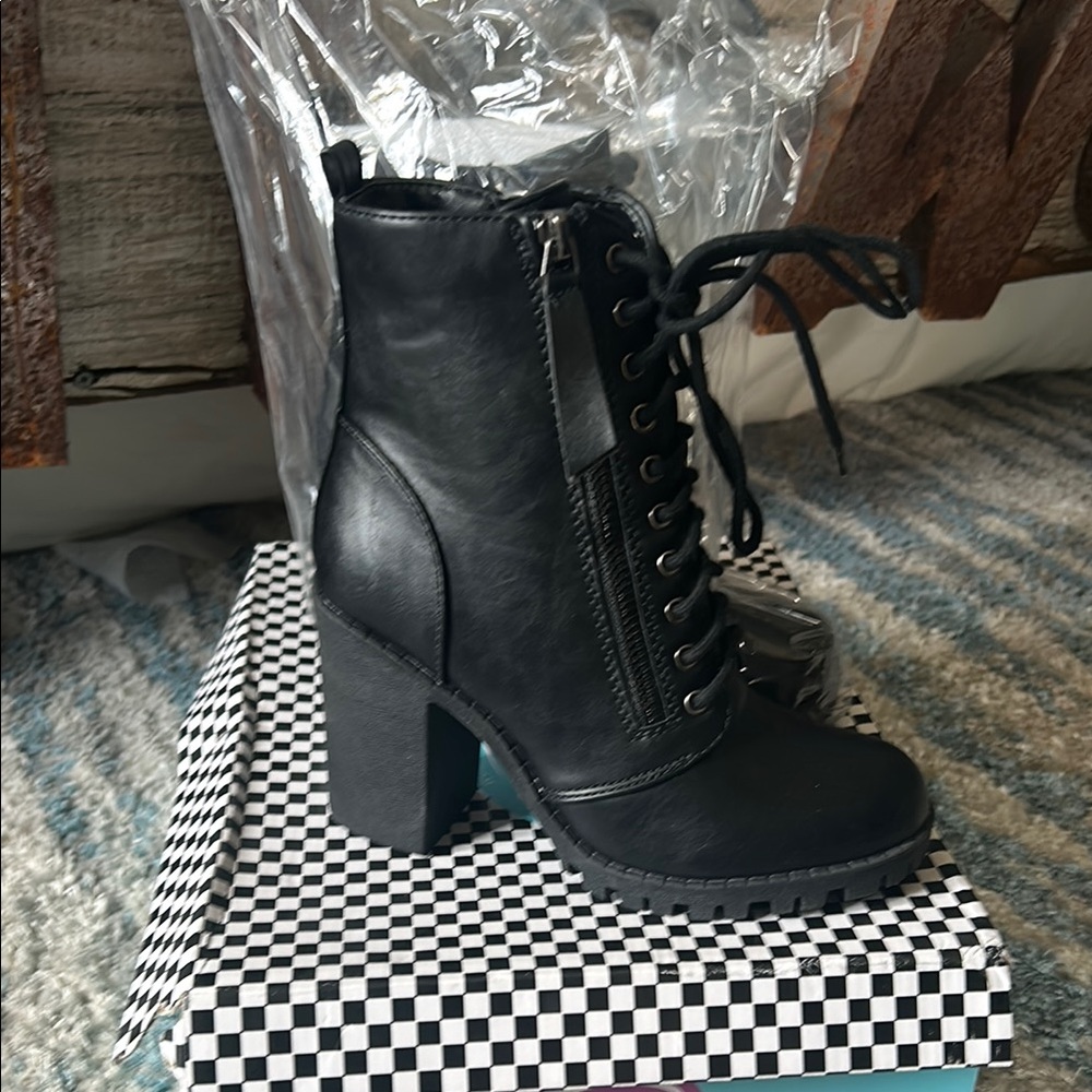 Soda Black Lace Up Boots with Timeless Elegance